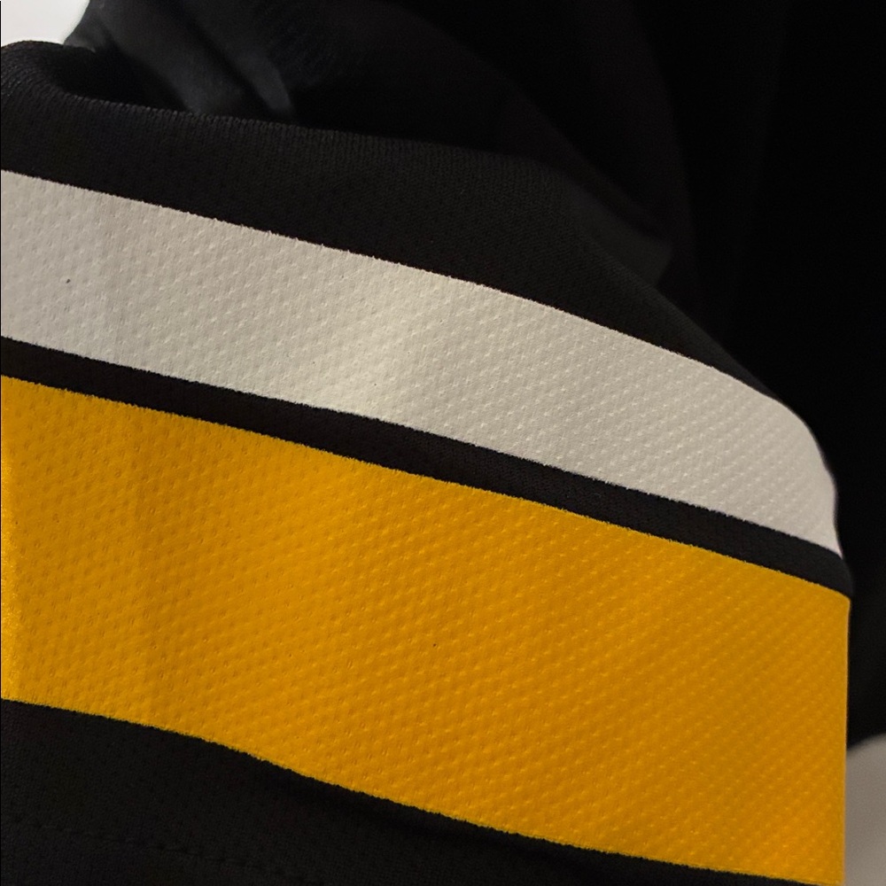 NFL Team Apparel Steelers Roethlingsberger “7” Men's Jersey - Picture 6 of 8